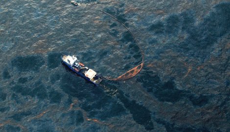 Pored obale sjevernog Kipra se izlilo oko 100 tona nafte