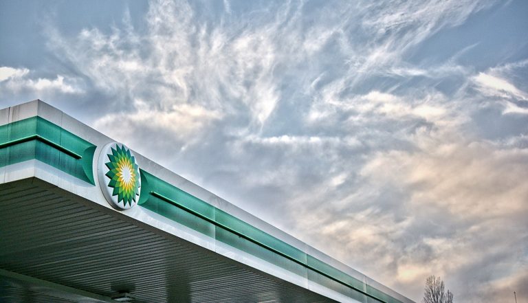 Britanski naftni gigant BP napustio 19,75 posto udjela u ruskom Rosneftu