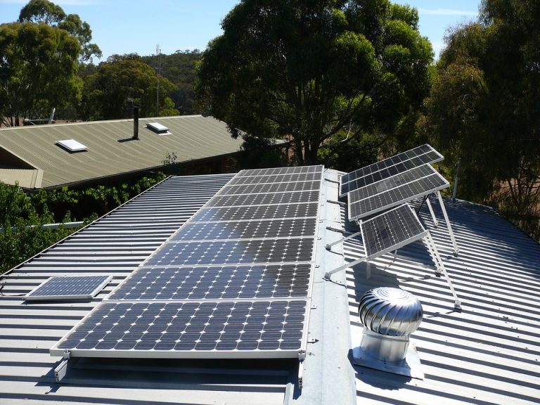 Postavljanje solarnih panela na kućama moguće već krajem godine