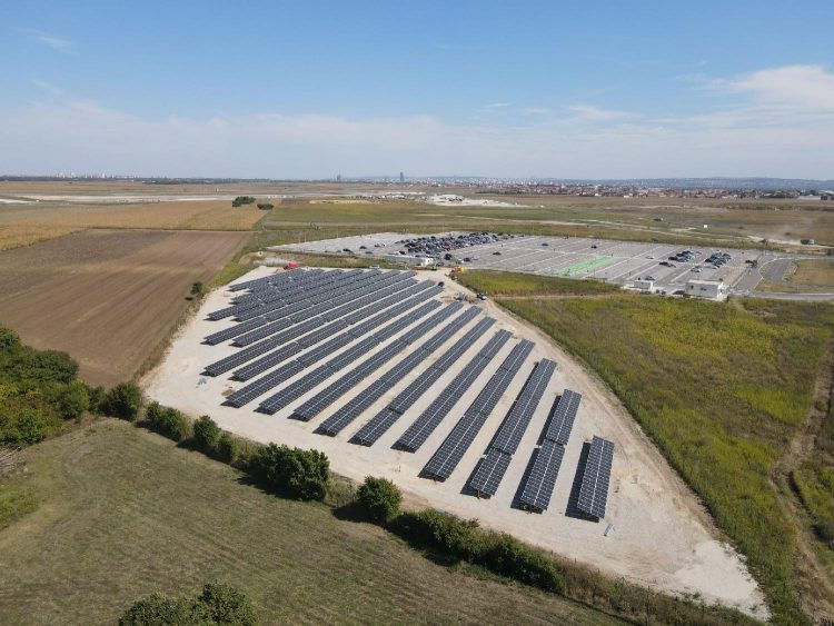 Pušteno u rad solarno postrojenje na beogradskom aerodromu